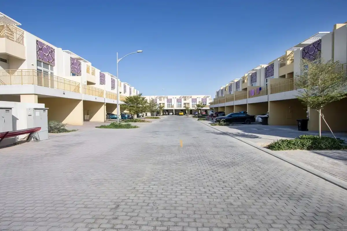 3BR Townhouse Rooftop Terrace Just Cavalli, Dubai