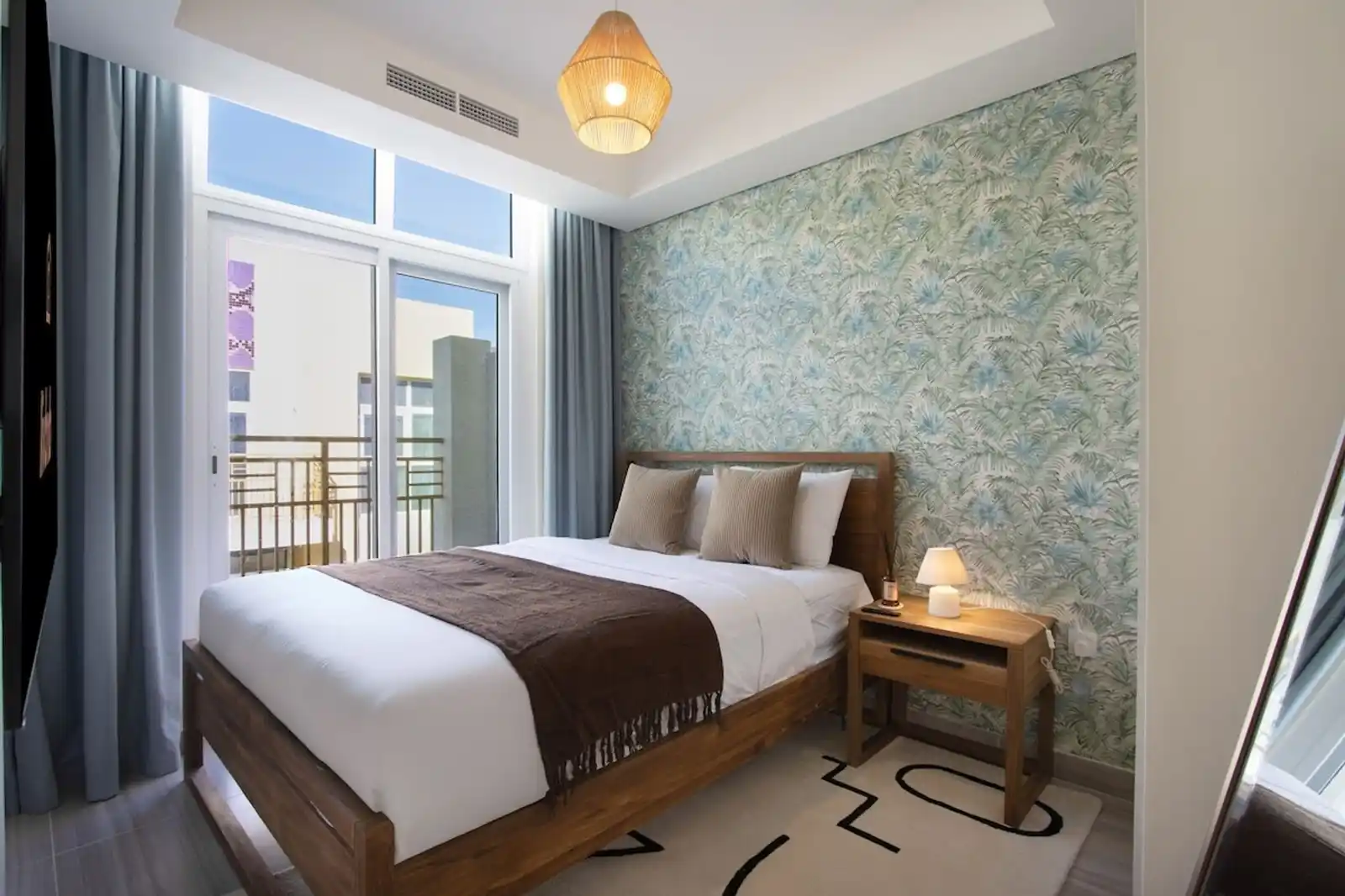 3BR Townhouse Rooftop Terrace Just Cavalli, Dubai