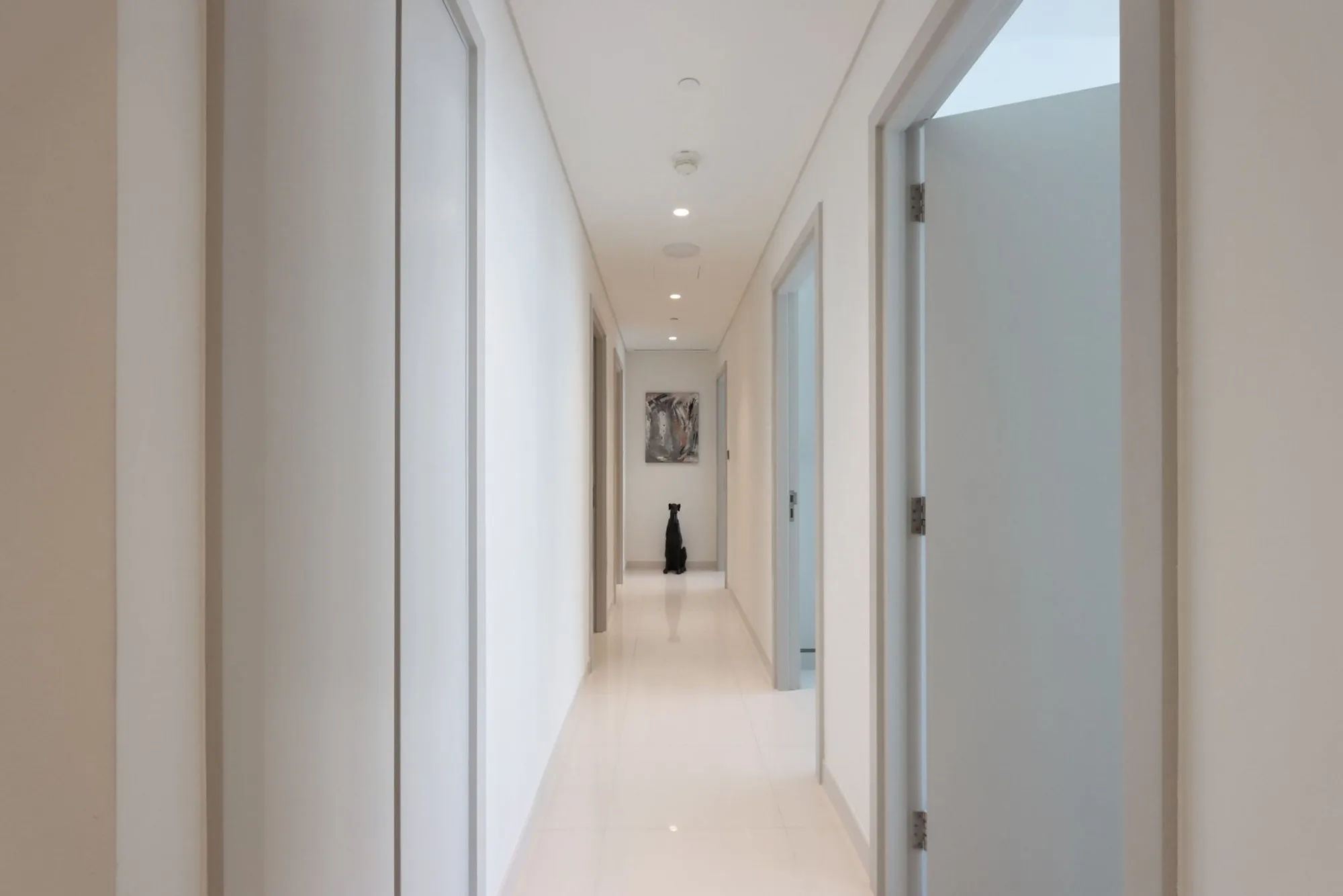 3BR with Marina Skyline View & Private Beach, Dubai