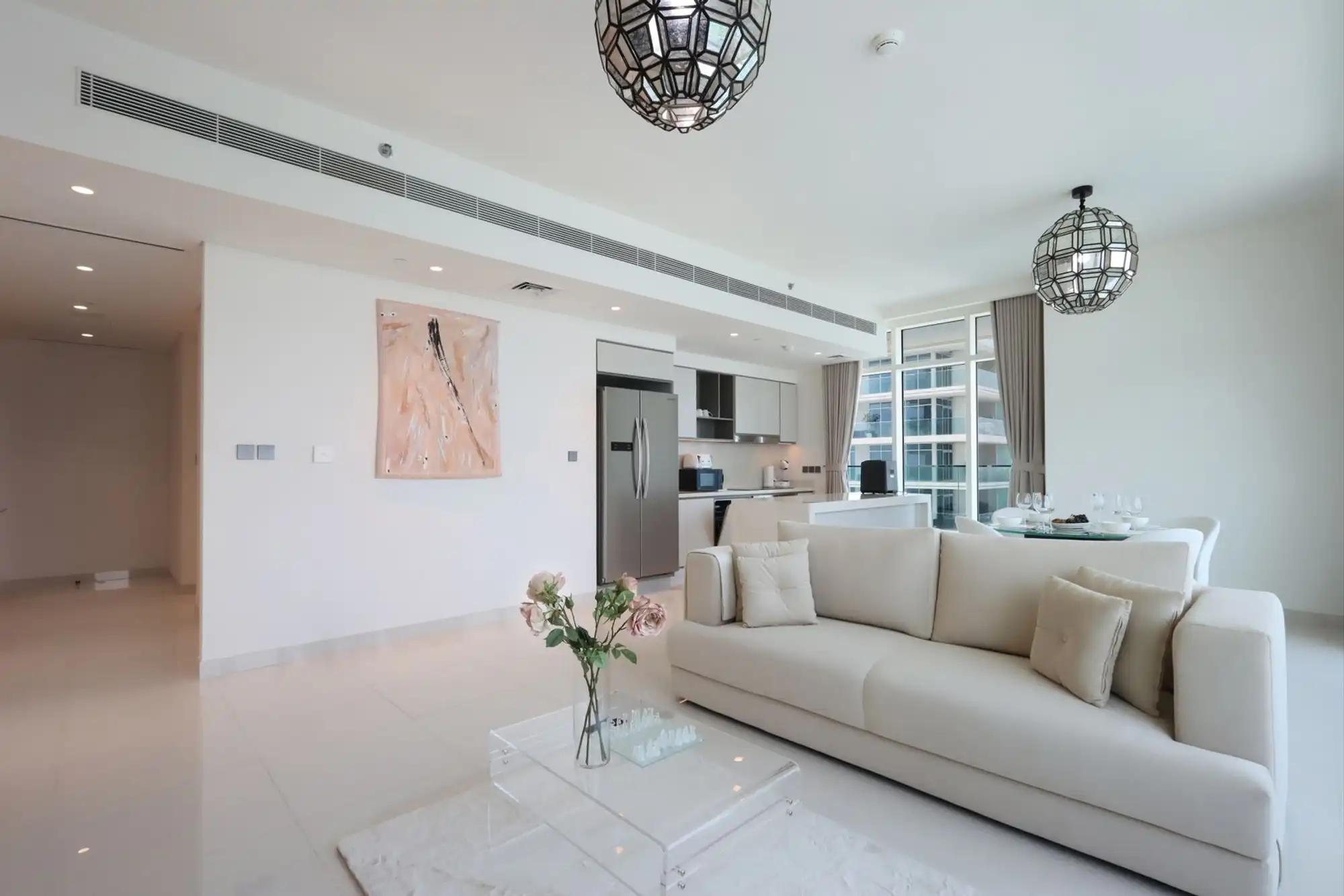 3BR with Marina Skyline View & Private Beach, Dubai