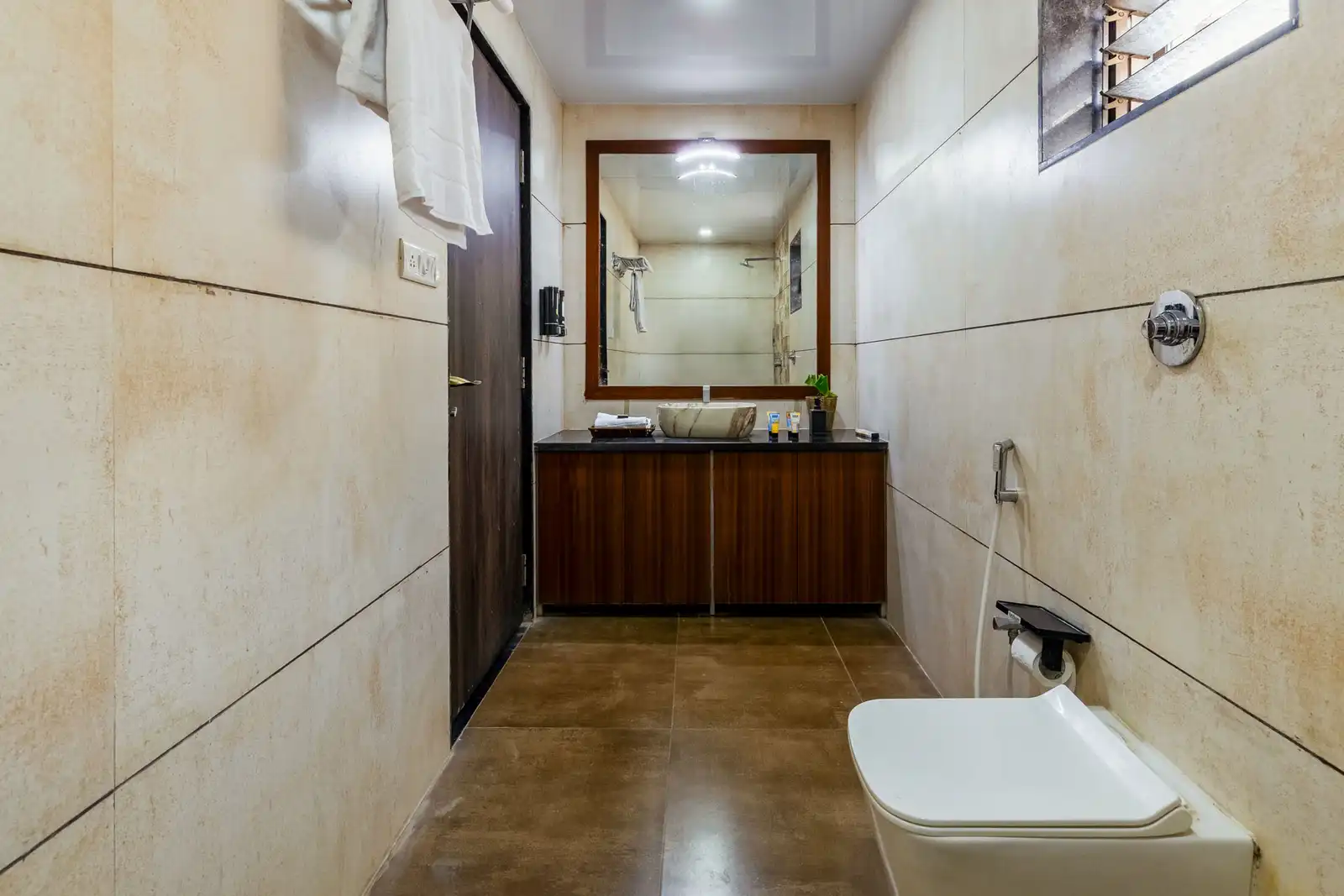 4 Deluxe Cottages @ Ever Falls, Karjat