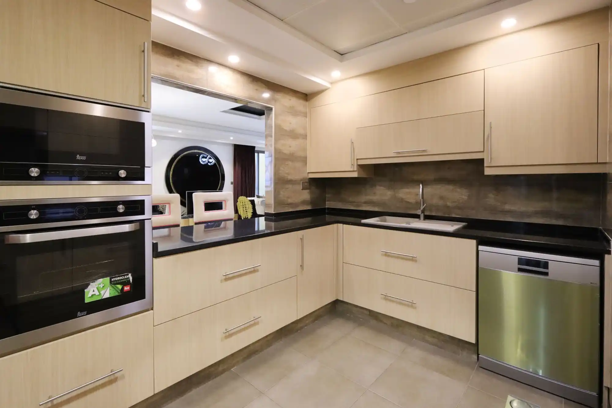 4BR + Maid, Dubai