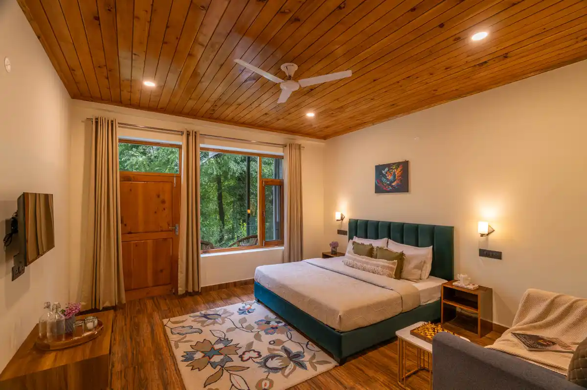 6 Premium Rooms @ Raison Meadows, Manali