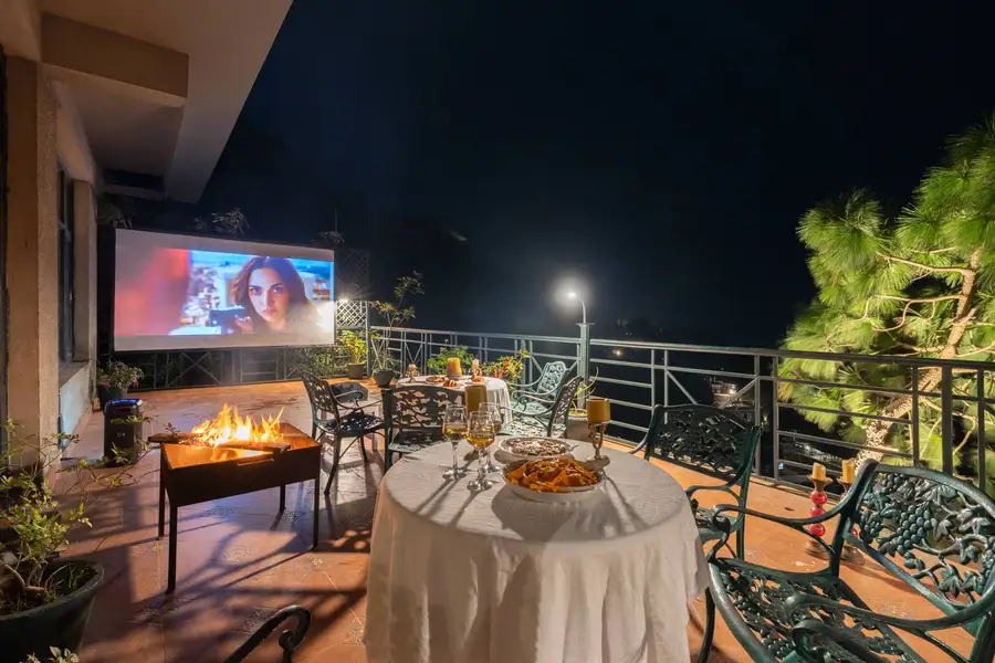 7 Rooms @ Mysty View w/ Glass Sun-Room, Kasauli