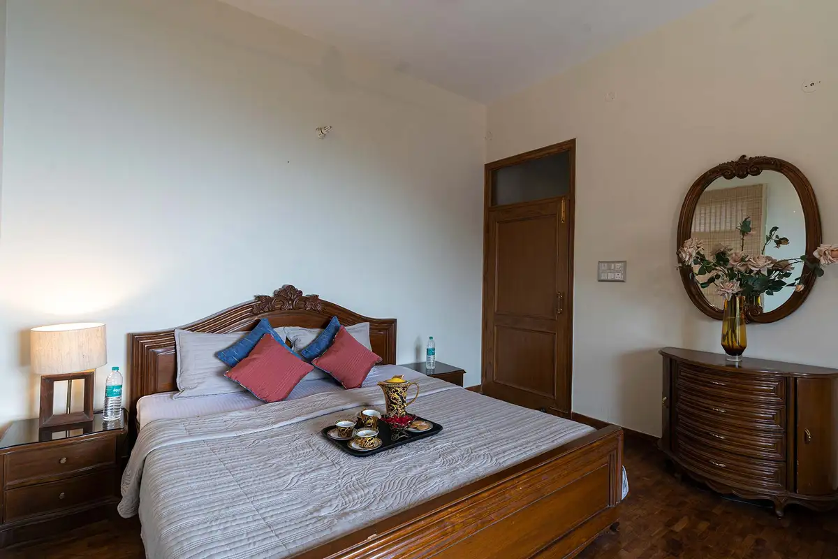 7 Rooms @ Mysty View w/ Glass Sun-Room, Kasauli