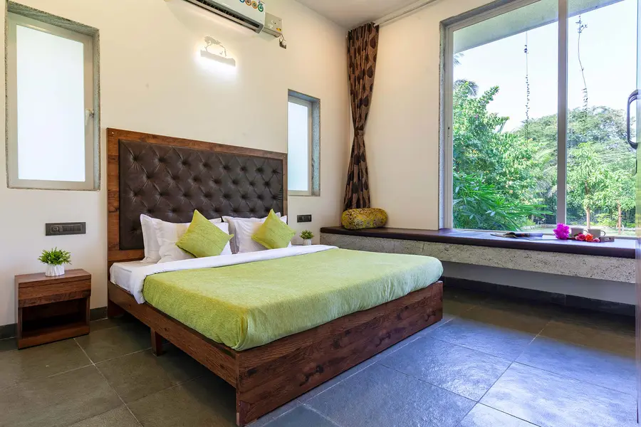 7 Seas, Alibaug
