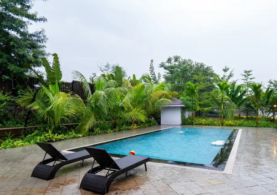 Aaraa Vilas, Karjat