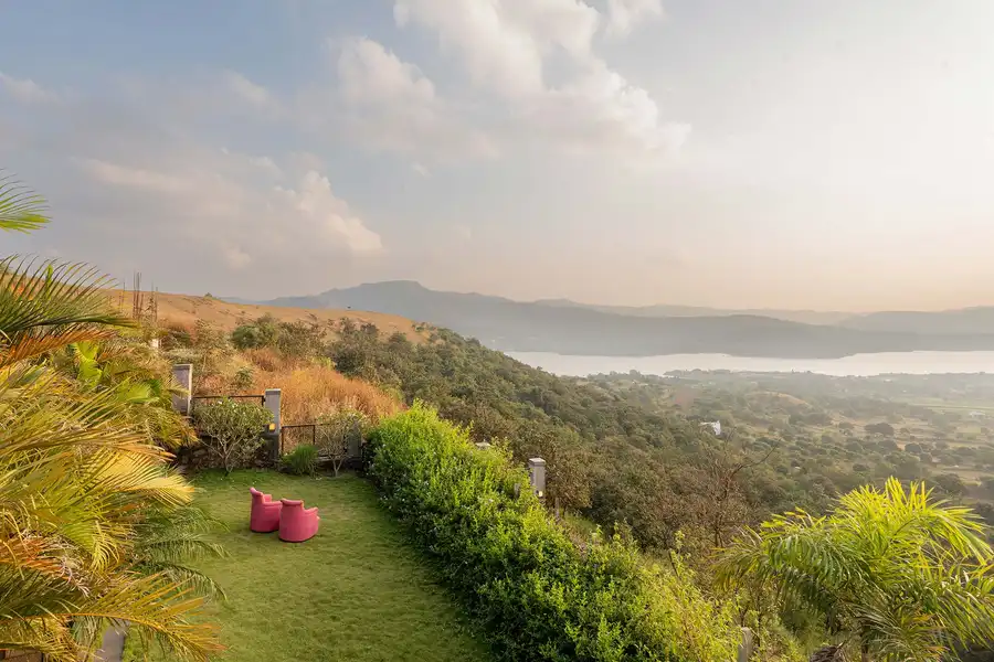 Aarna House, Pune