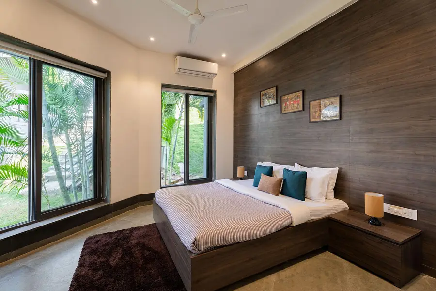 Aarna House, Pune