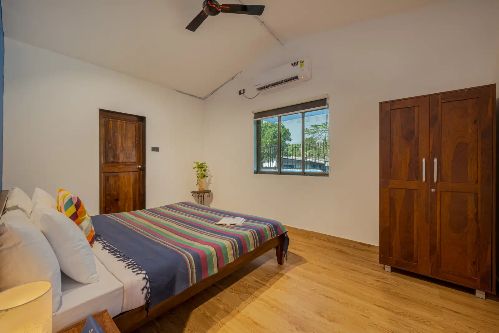 Adora Annex, Murud