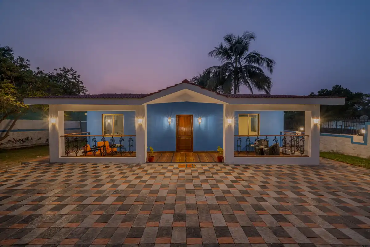 Adora Annex, Murud