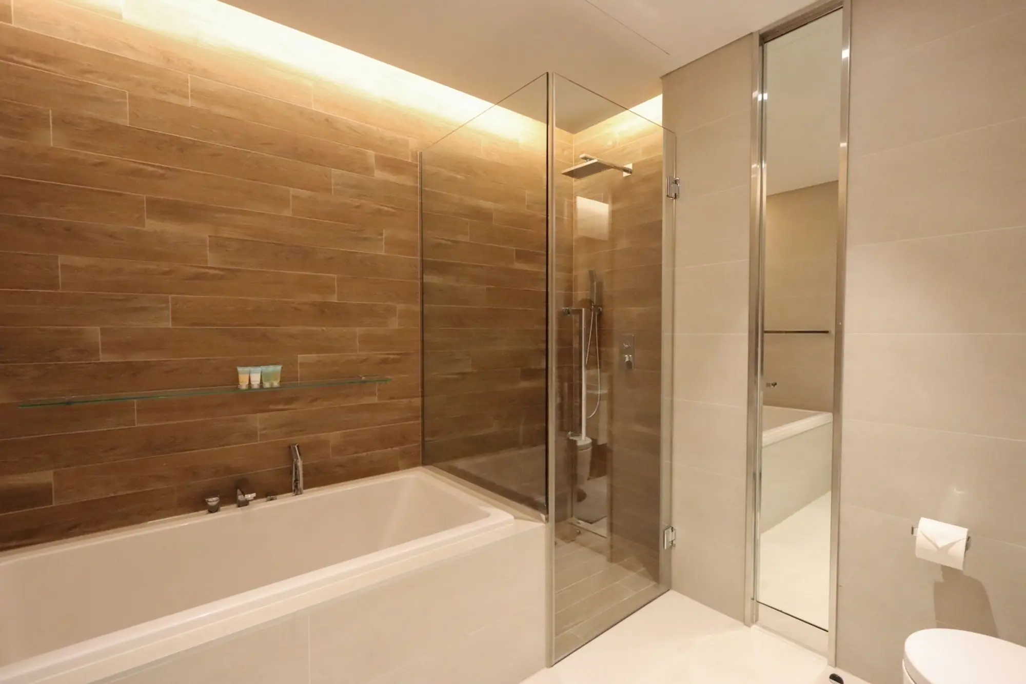 Ain Dubai Panorama: 3BR with Maid's Room, Dubai