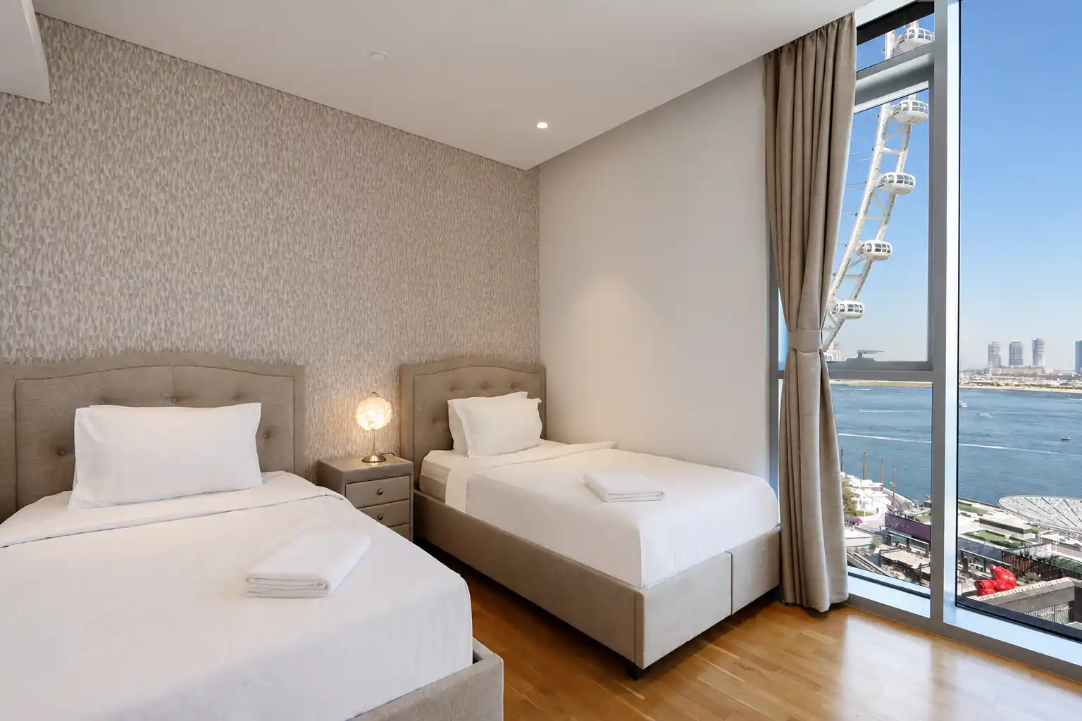Ain Dubai Panorama: 3BR with Maid's Room, Dubai
