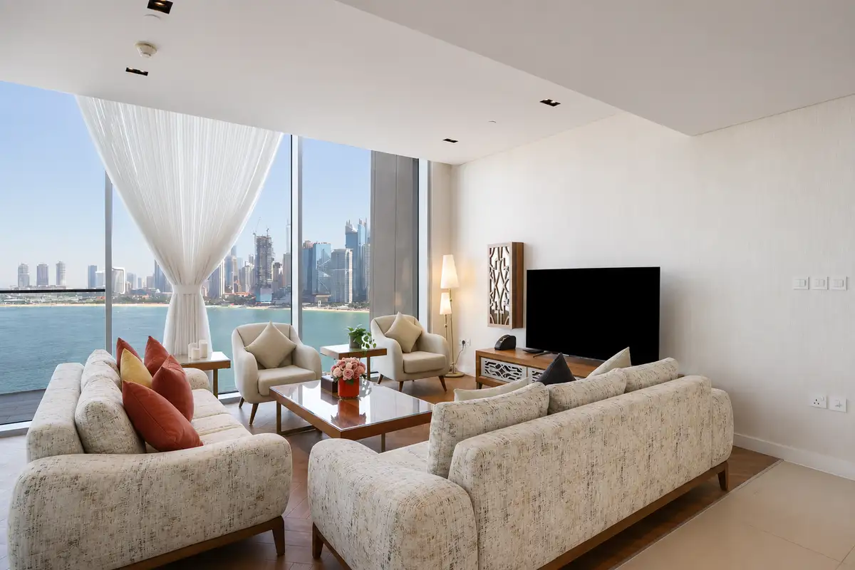 Ain Dubai Panorama: 3BR with Maid's Room, Dubai