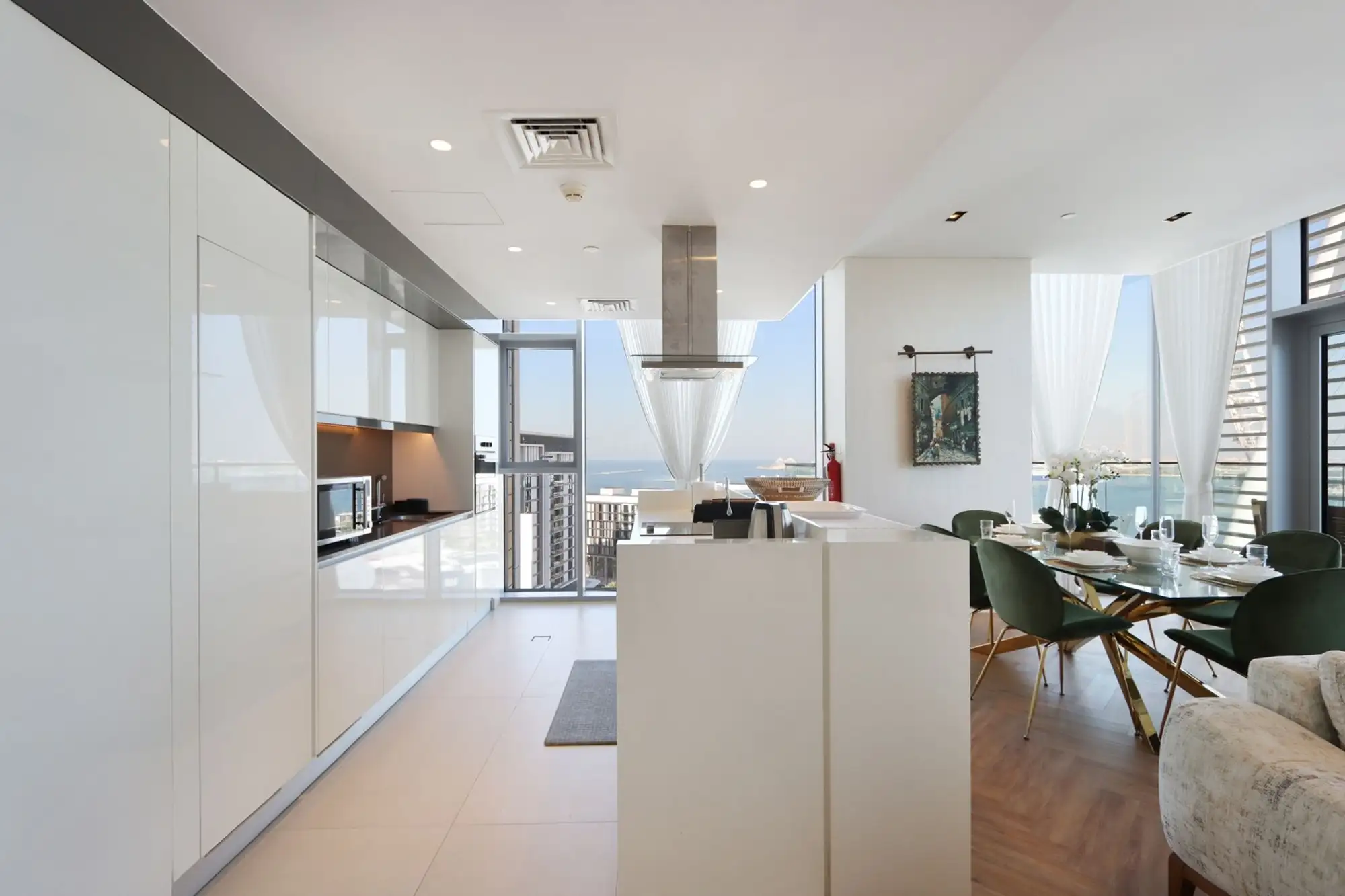 Ain Dubai Panorama: 3BR with Maid's Room, Dubai