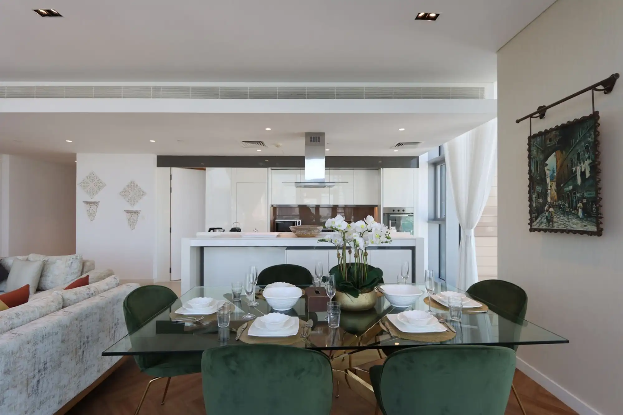 Ain Dubai Panorama: 3BR with Maid's Room, Dubai