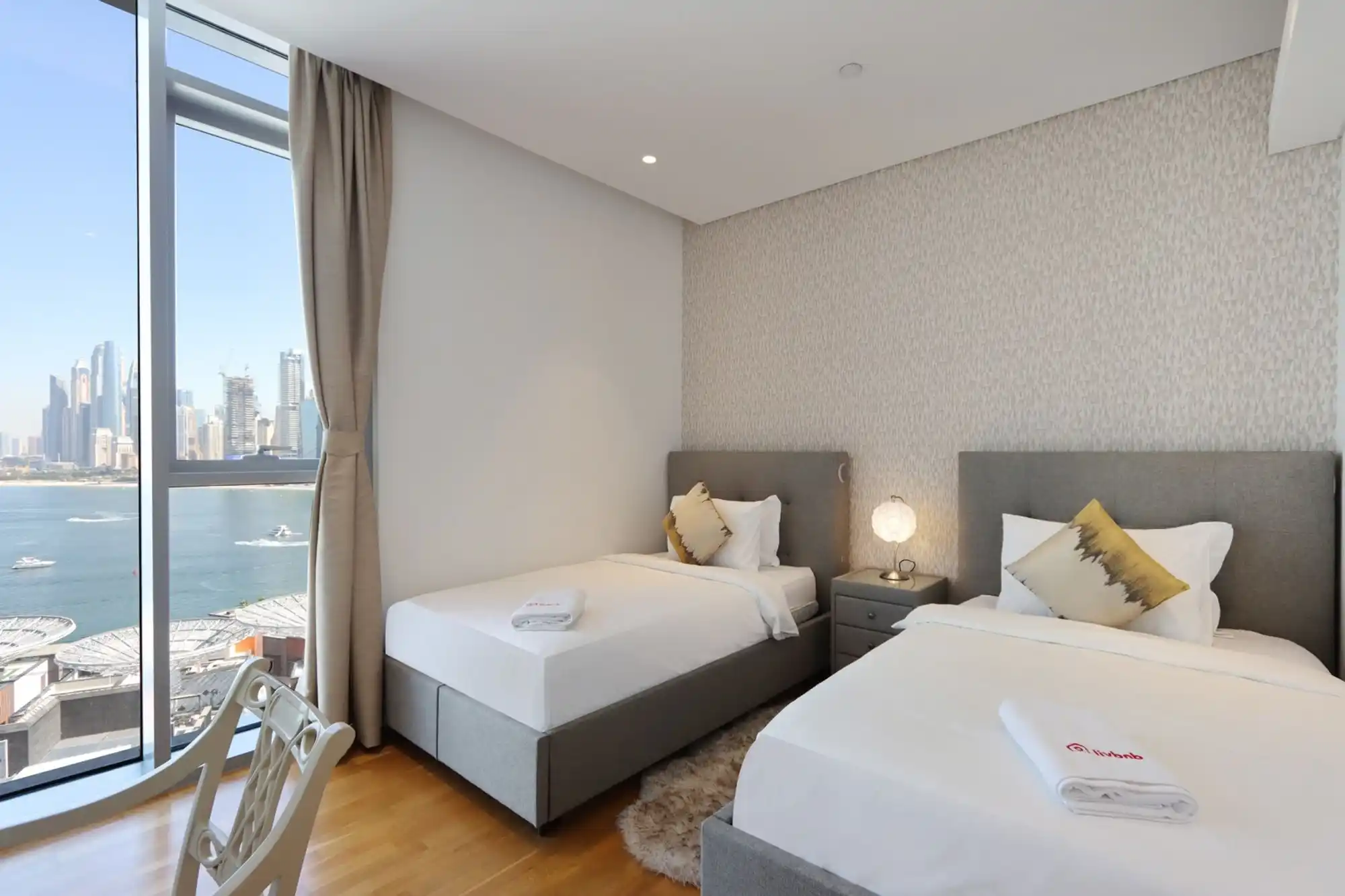 Ain Dubai Panorama: 3BR with Maid's Room, Dubai