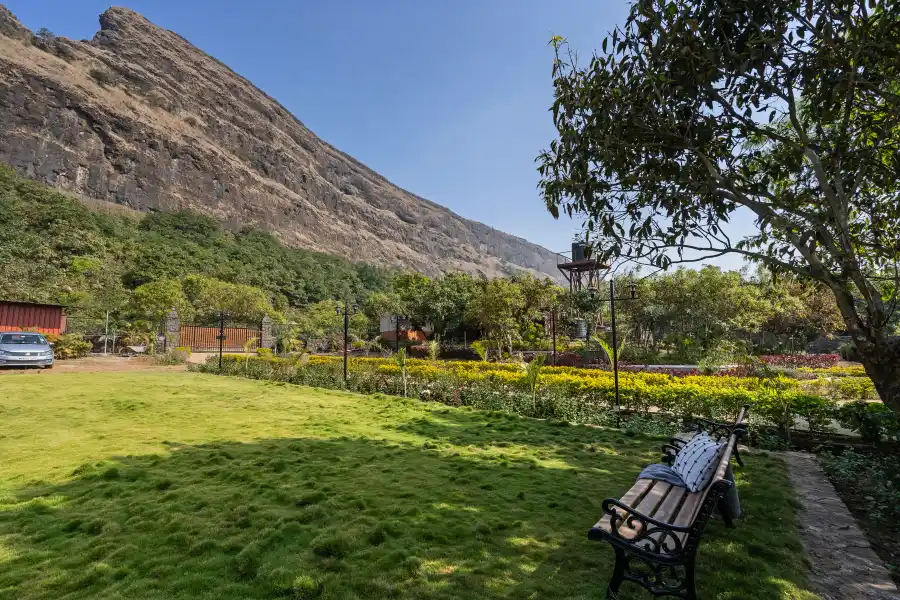 Alborz, Lonavala