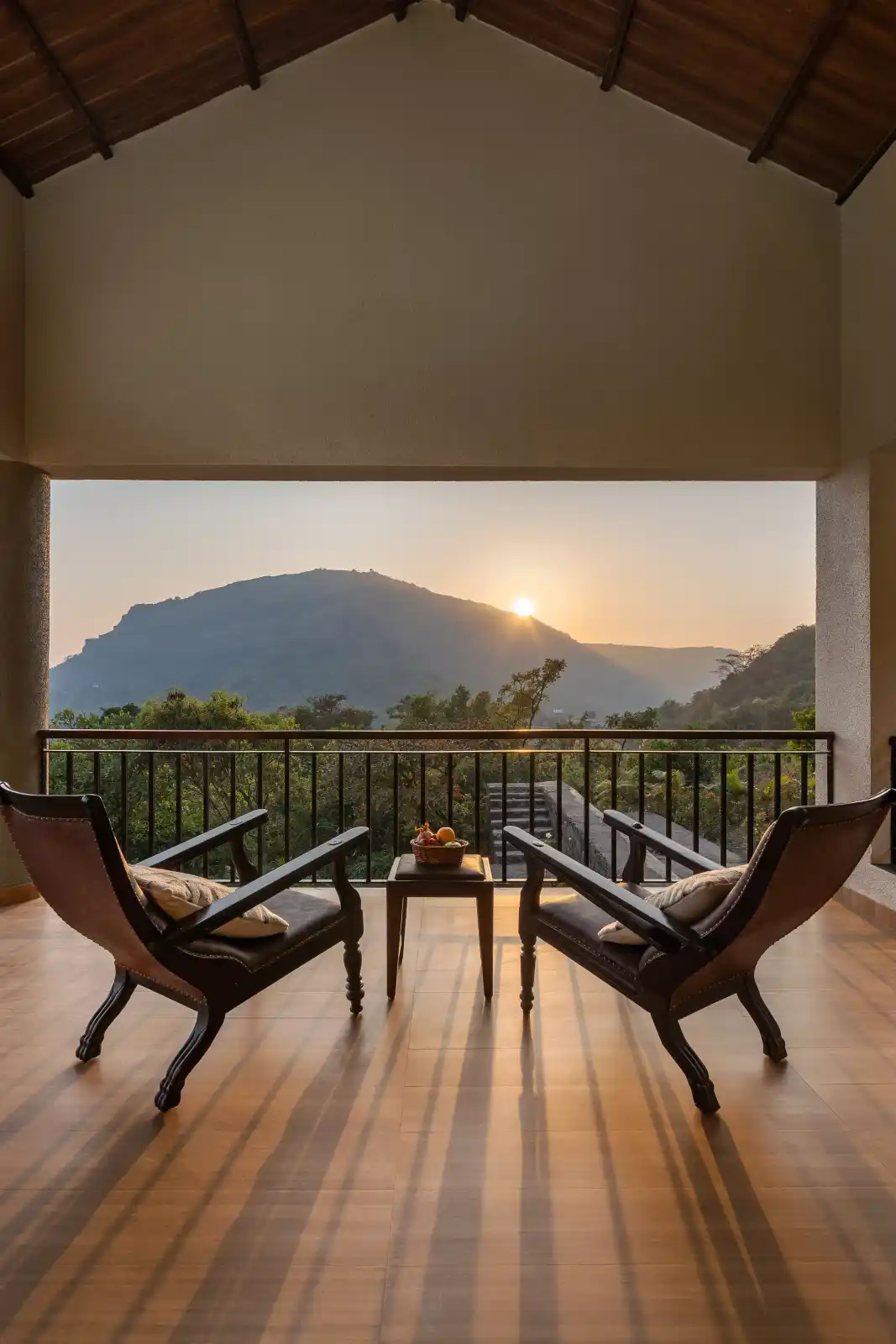 Alborz, Lonavala