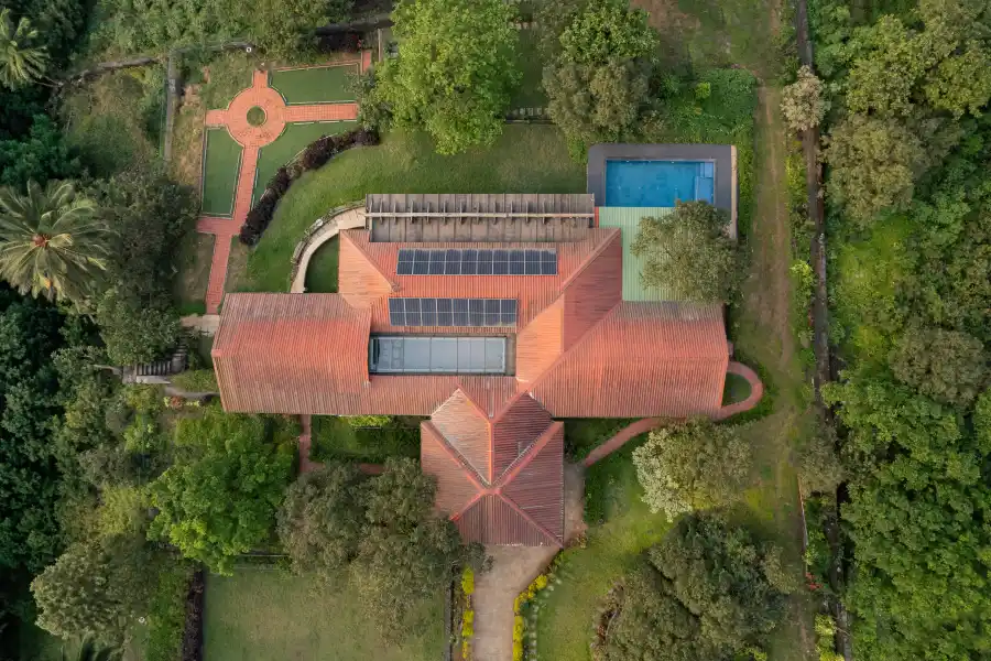 Alborz, Lonavala