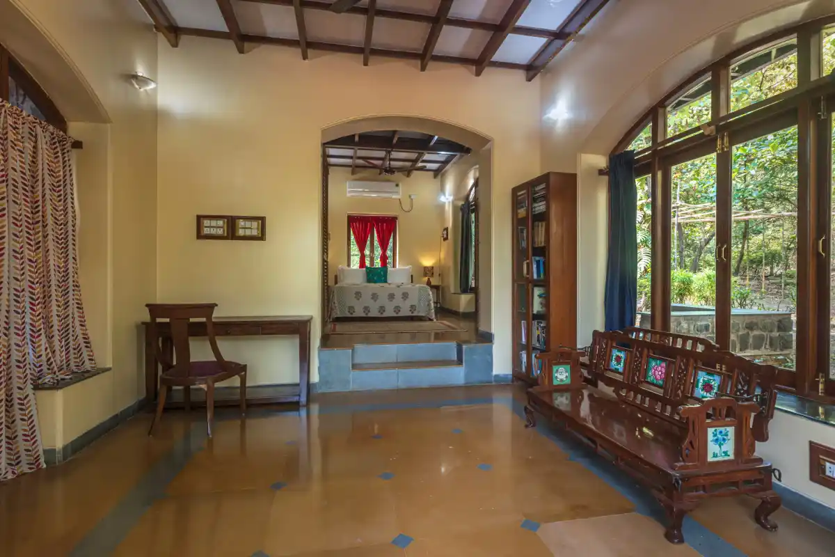 Alma Grove, Kashid