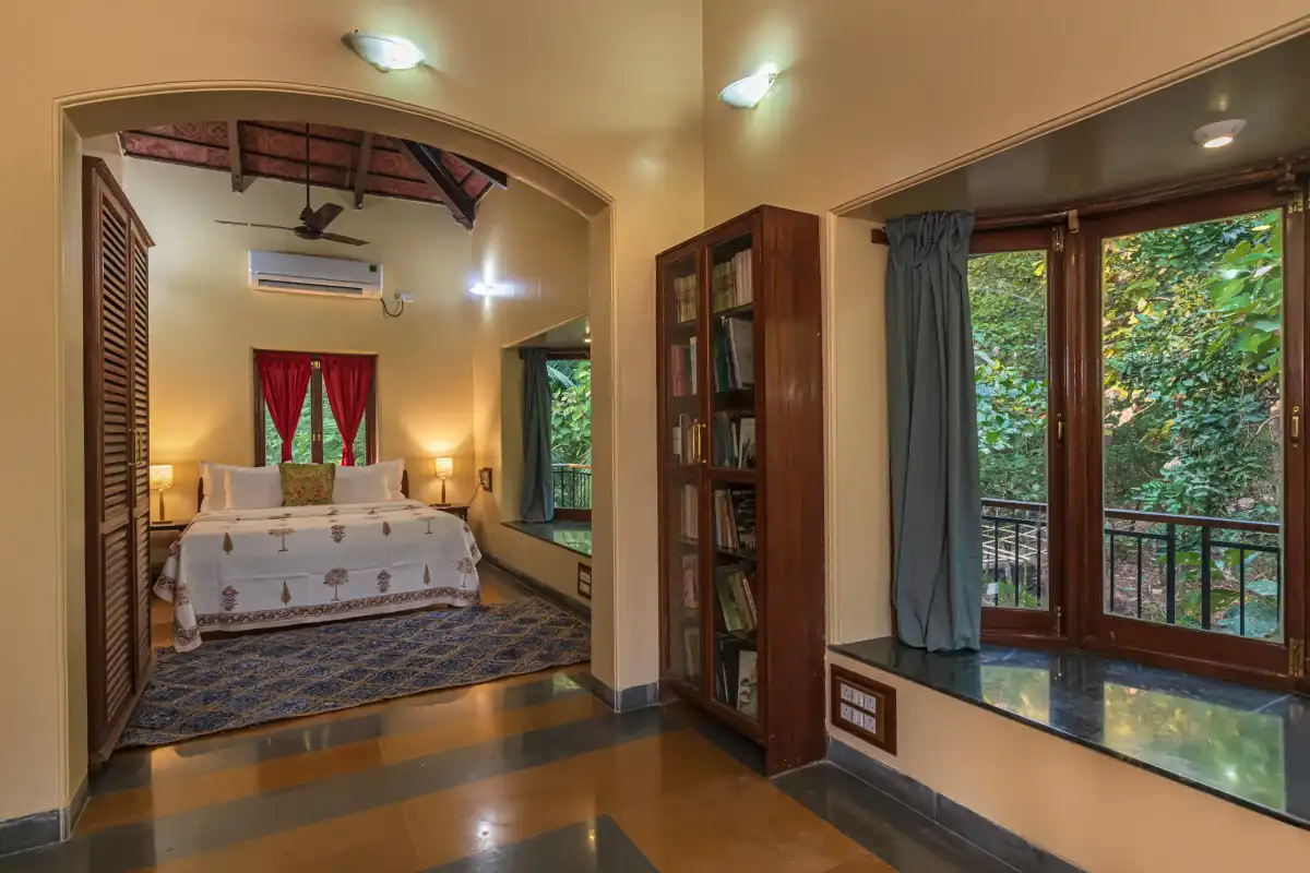 Alma Grove, Kashid