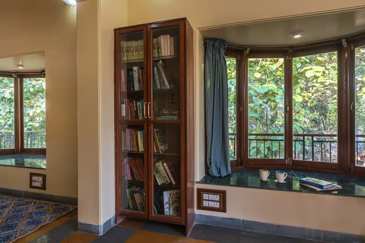 Alma Grove, Kashid