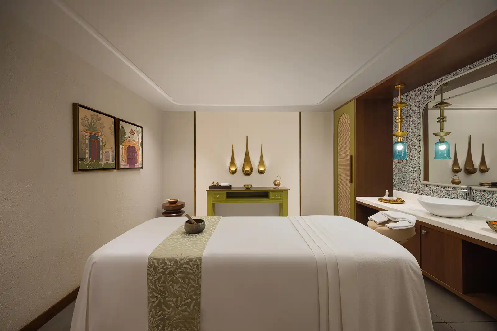 Aloha on the Ganges By Leisure Hotels Spa