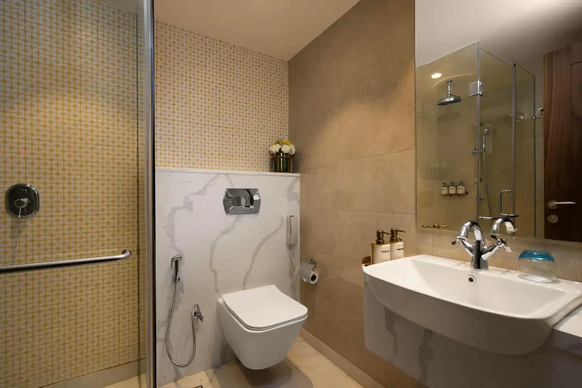 Aloha on the Ganges By Leisure Hotels Bathroom