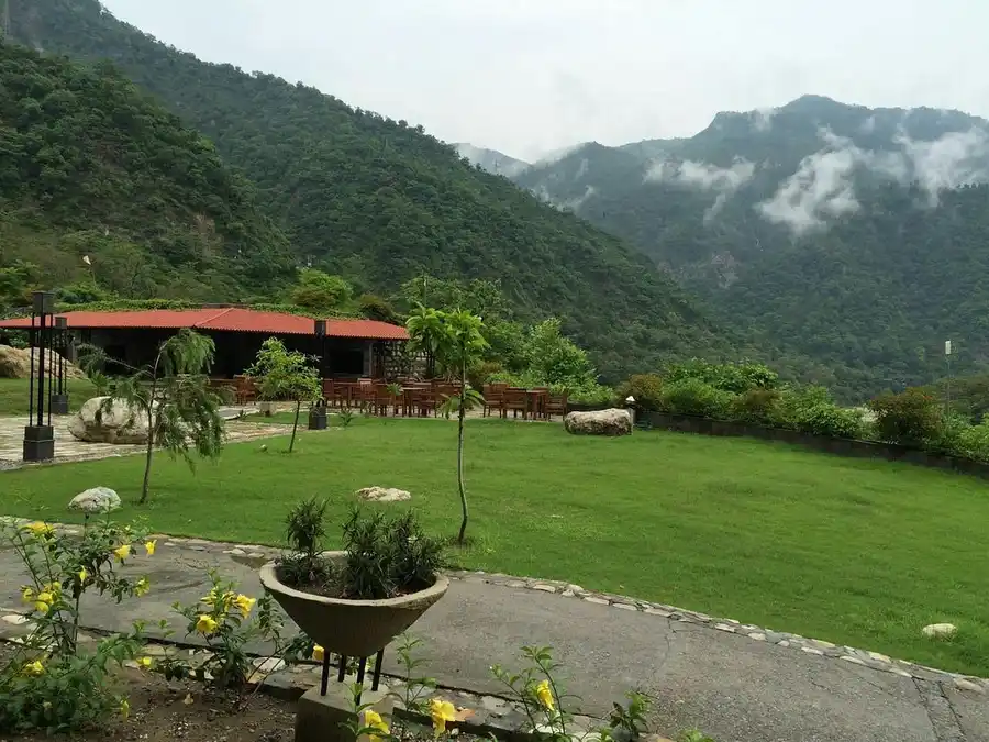 Aloha on the Ganges By Leisure Hotels Views