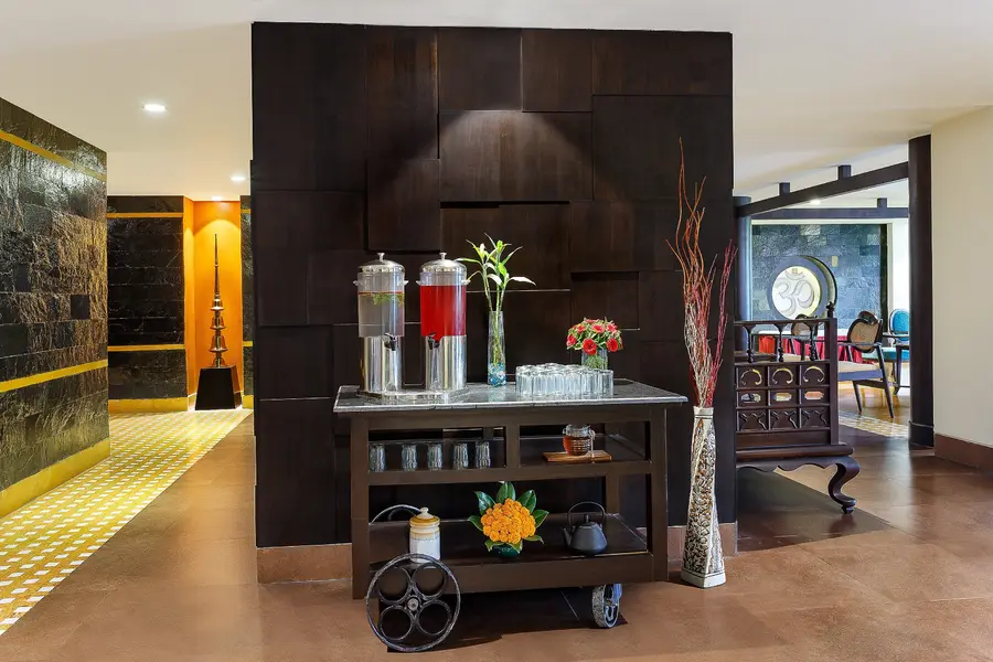 Aloha on the Ganges By Leisure Hotels Common Area