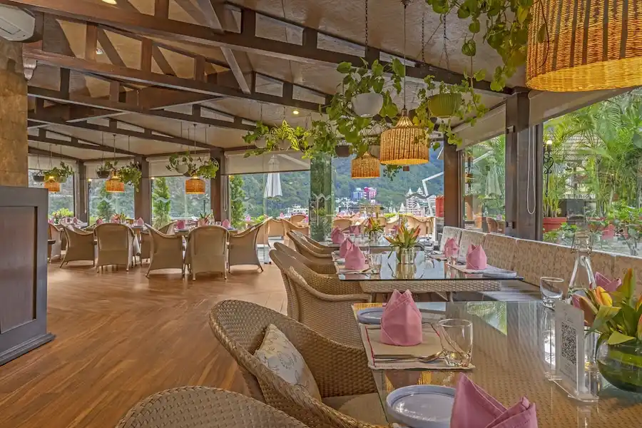 Aloha on the Ganges By Leisure Hotels Restaurant/Dining