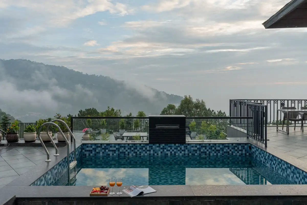 Altiora Kasauli w/ Outdoor Pool, Kasauli