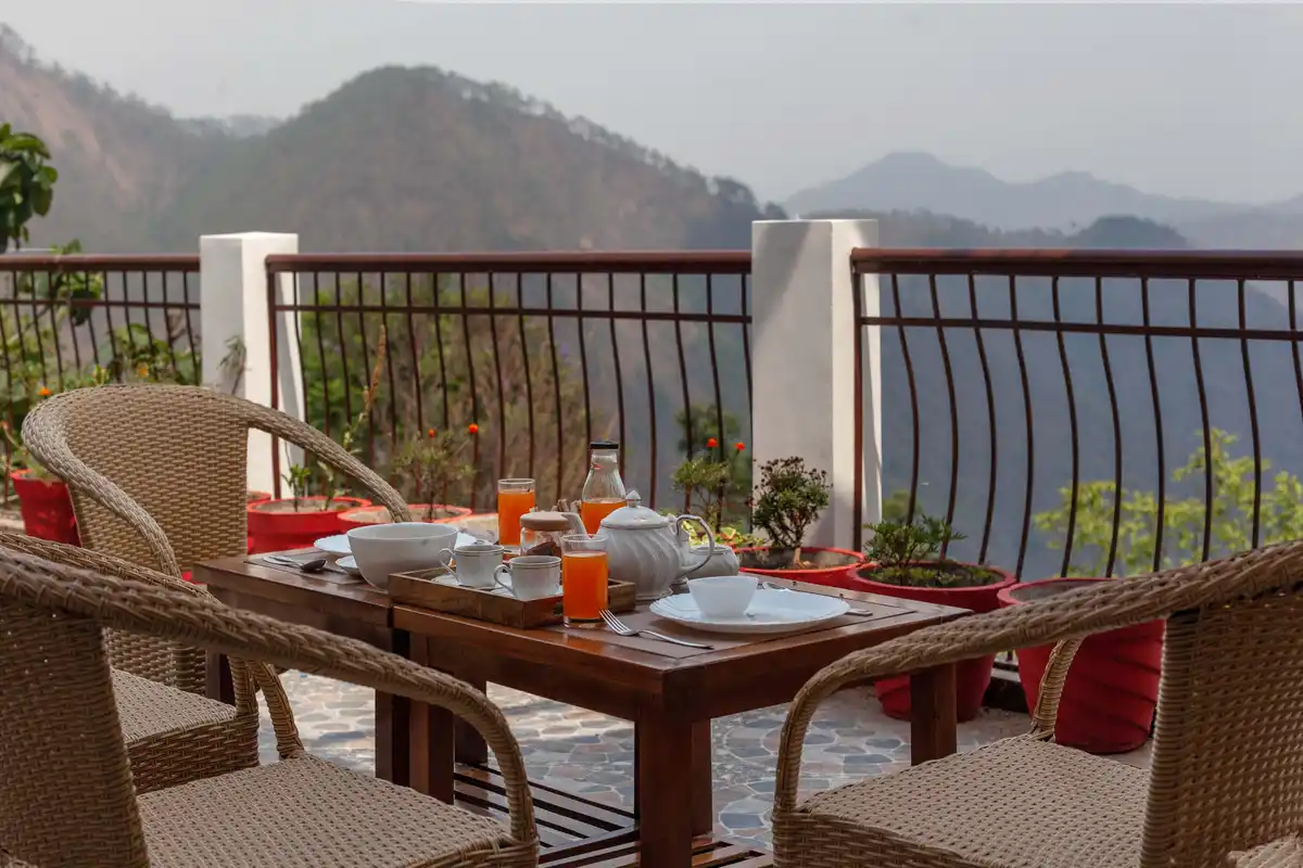 Amara Aether, Nainital
