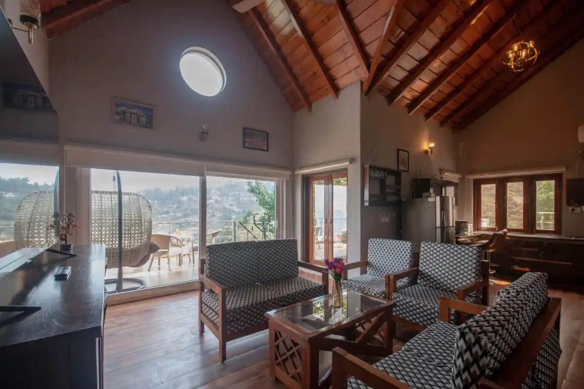 Amara Dawn, Nainital