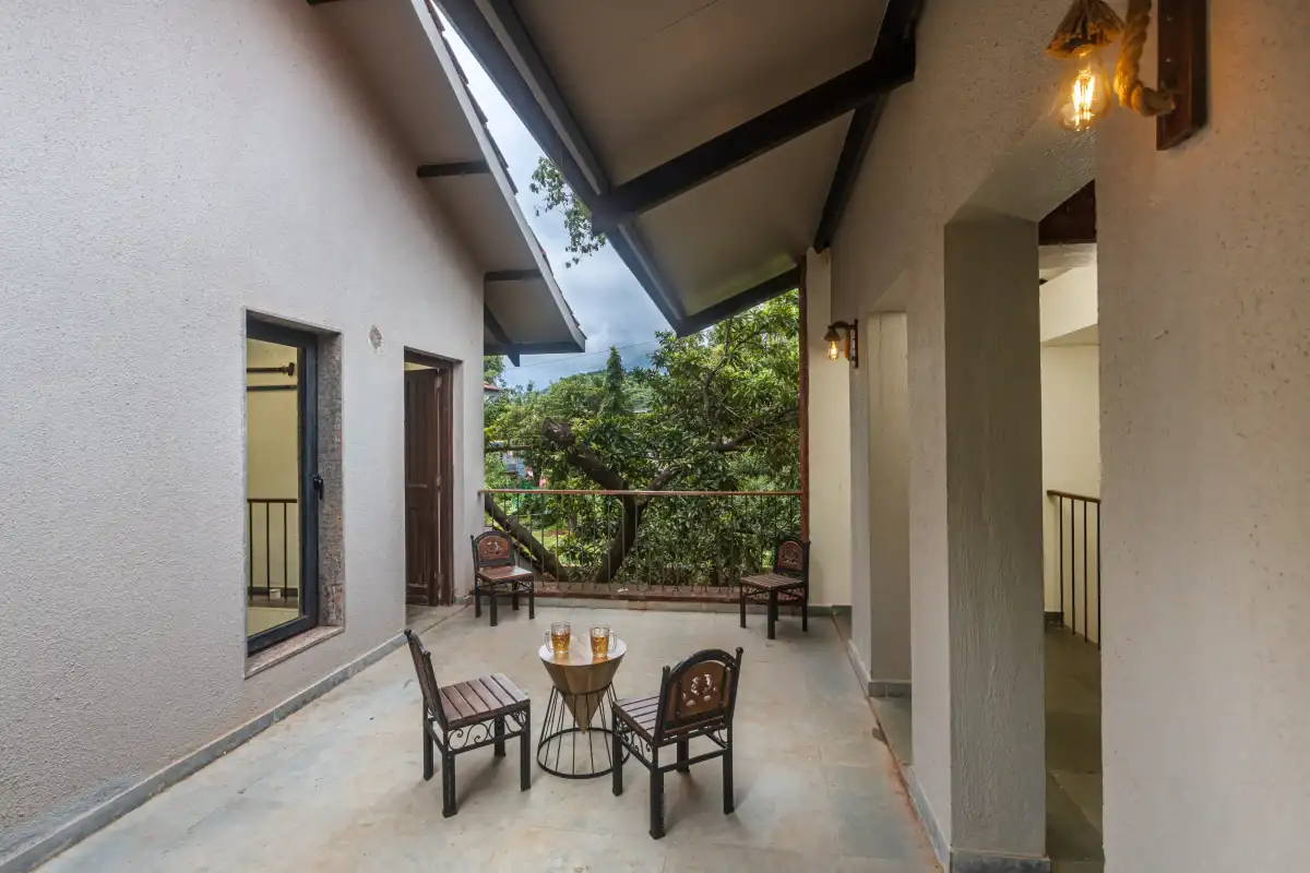 Amavi Beach House, Dapoli