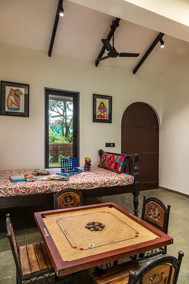 Amavi Beach House, Dapoli