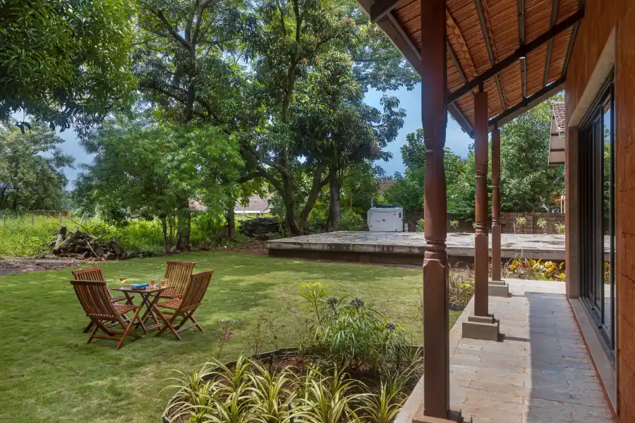Amavi Beach House, Dapoli