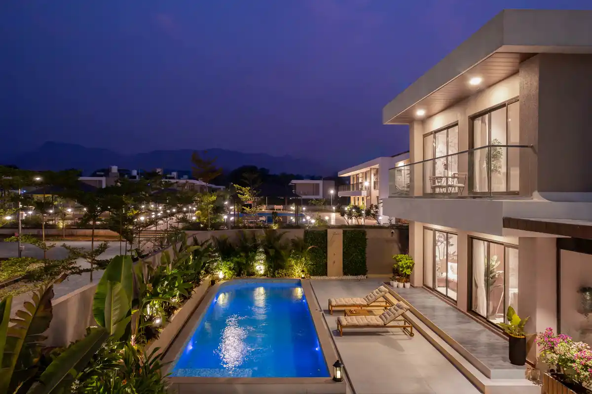 Amelia, Karjat
