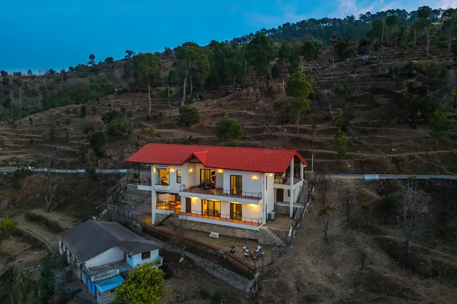 Amulyam Villa - Mukteshwar, Nainital