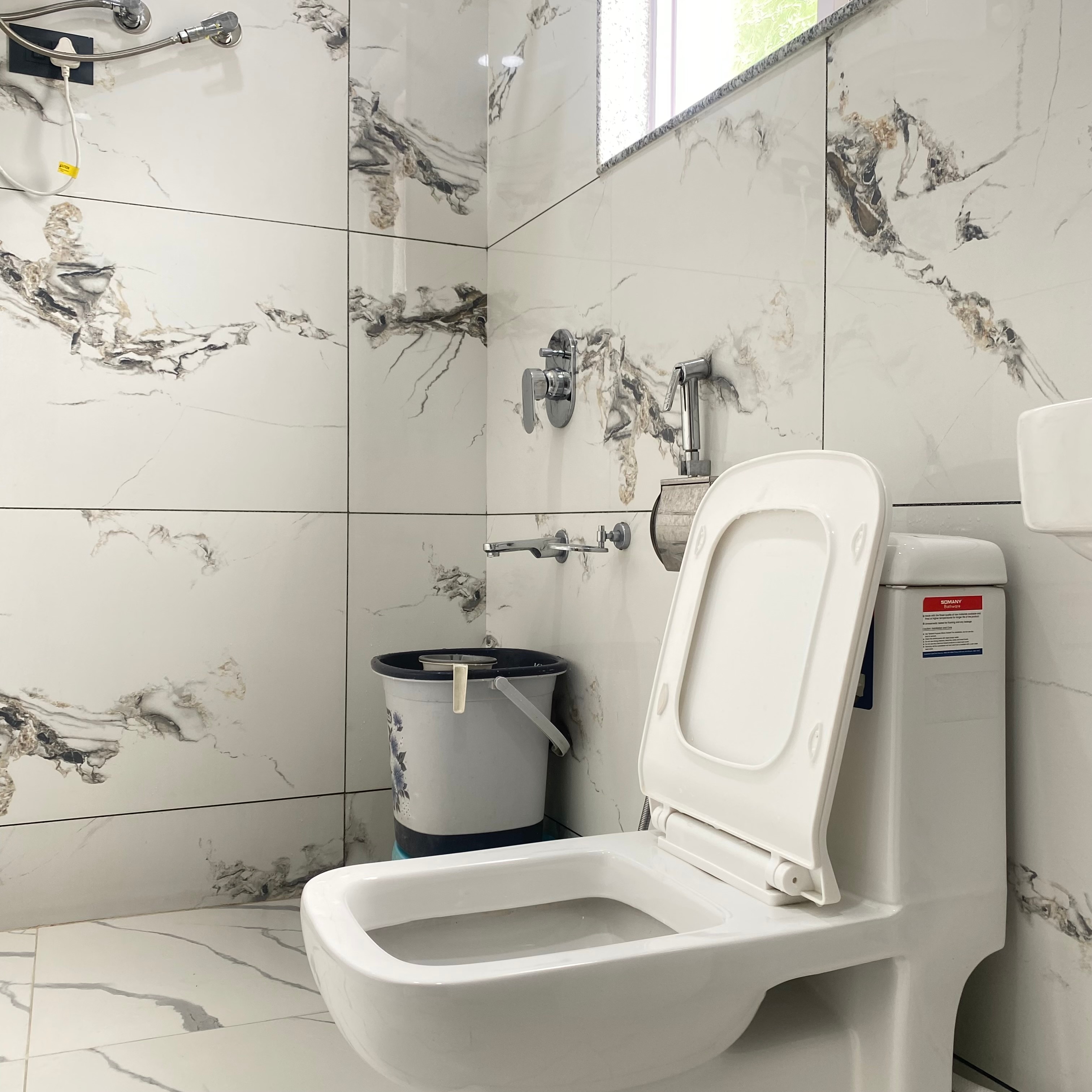 Anjeer Villa Resort Bathroom