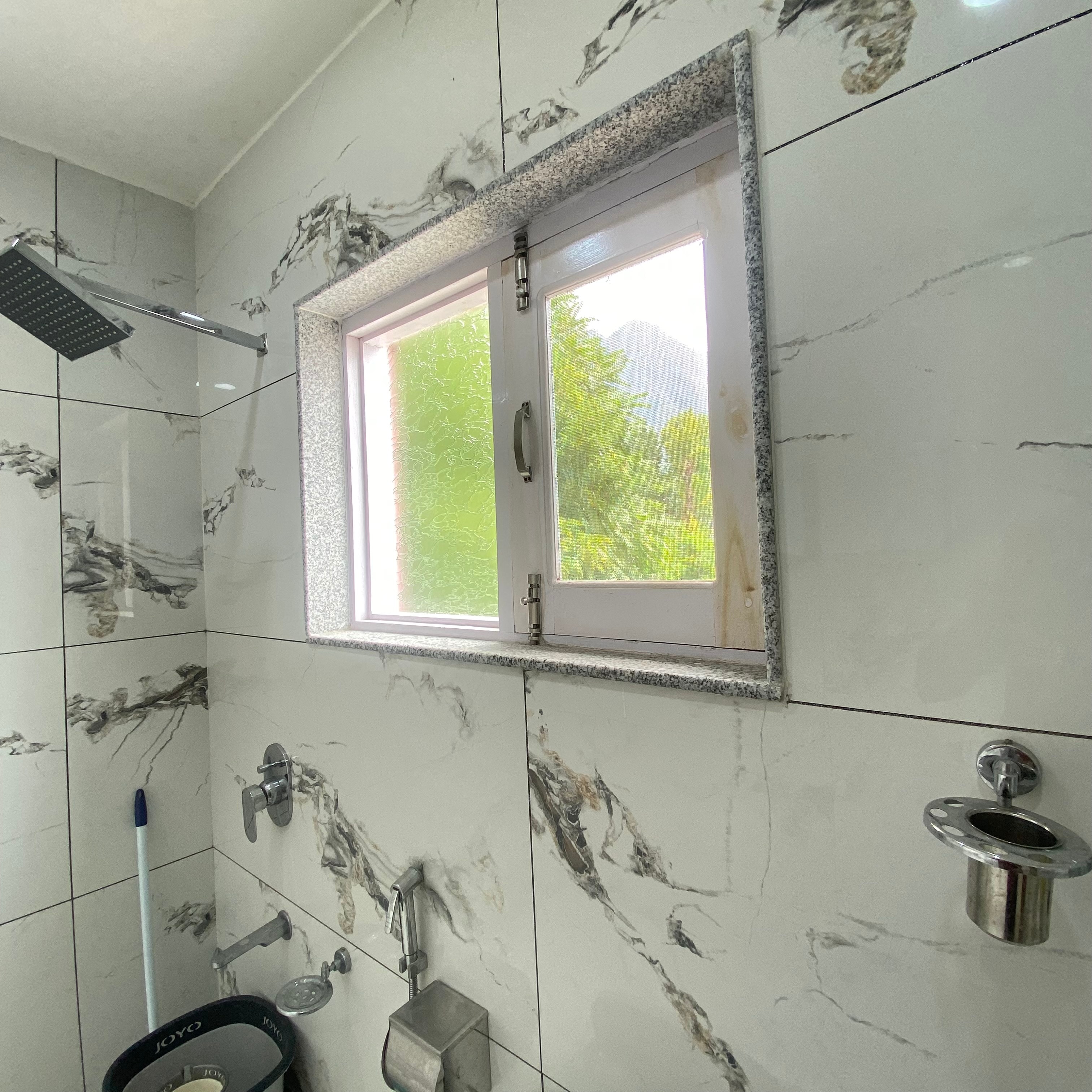 Anjeer Villa Resort Bathroom