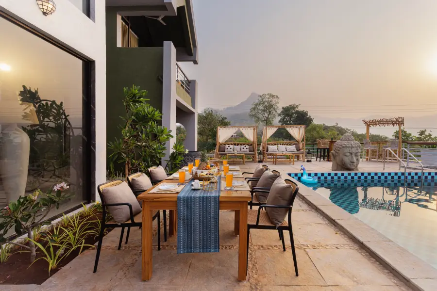 Antaraa, Karjat