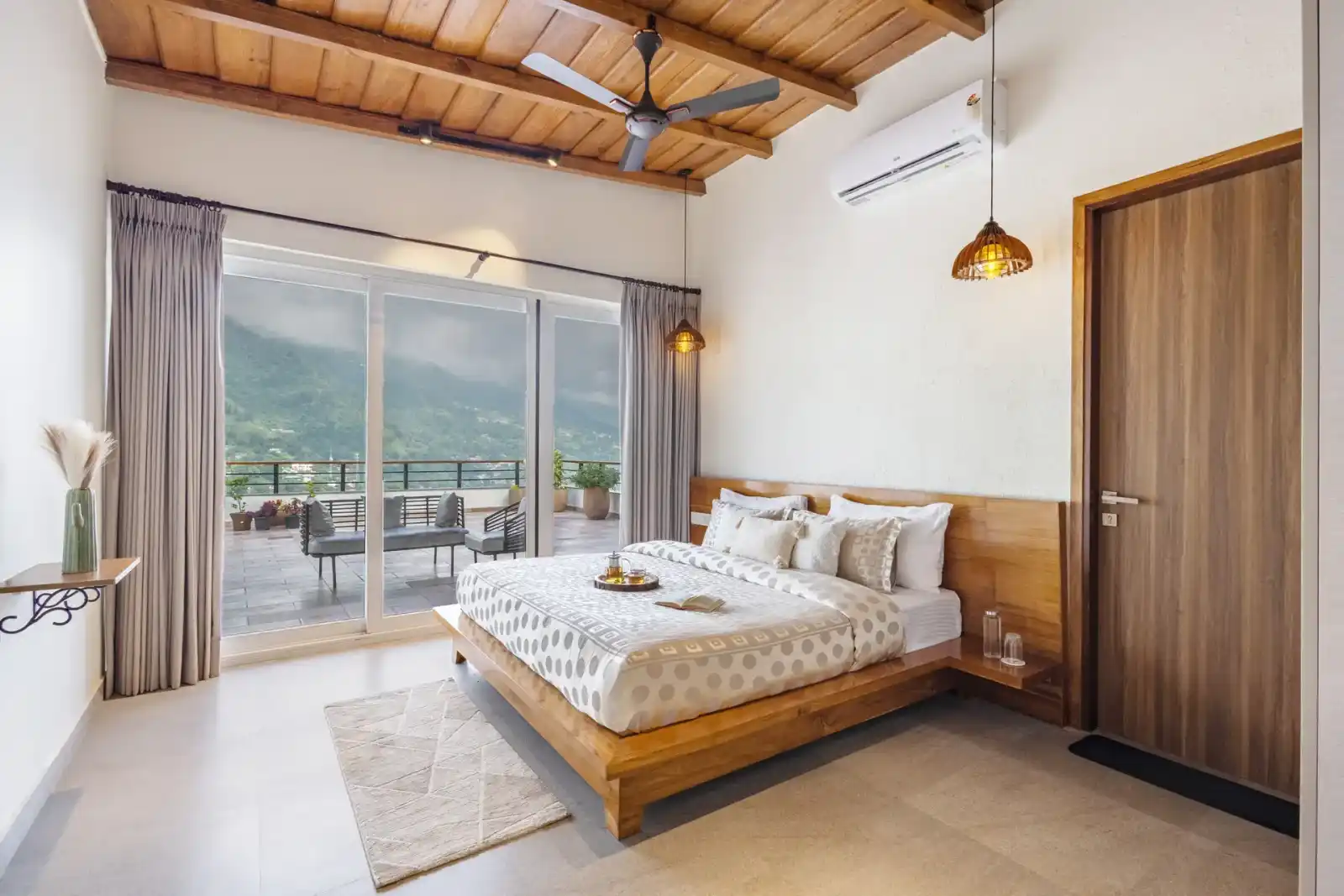 Antarmann Casa Ember, Bhimtal