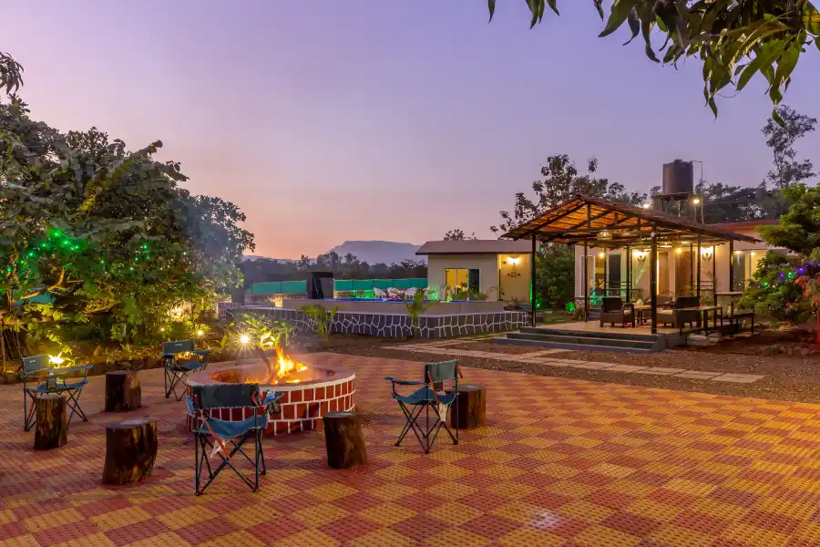 Apricus Farm, Karjat