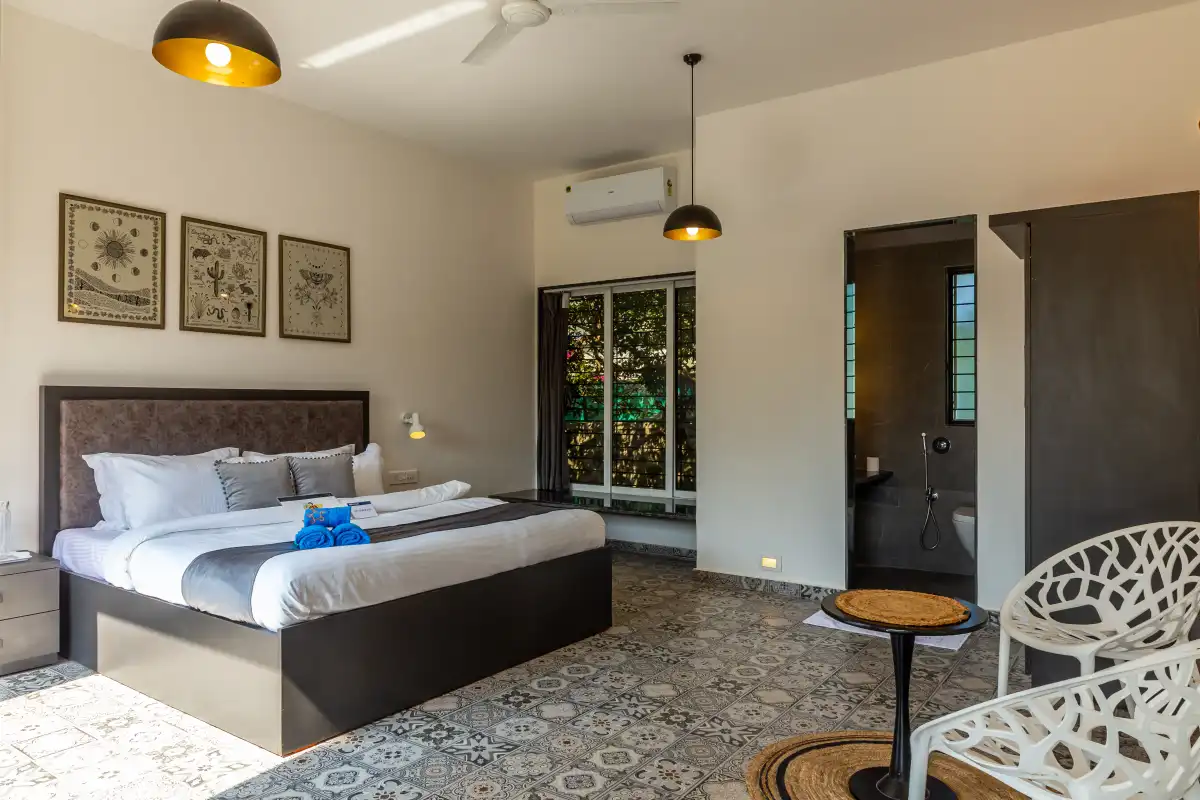 Apricus Farm, Karjat