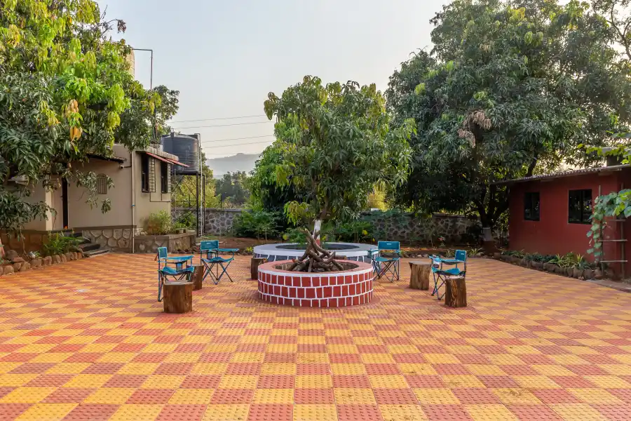 Apricus Farm, Karjat