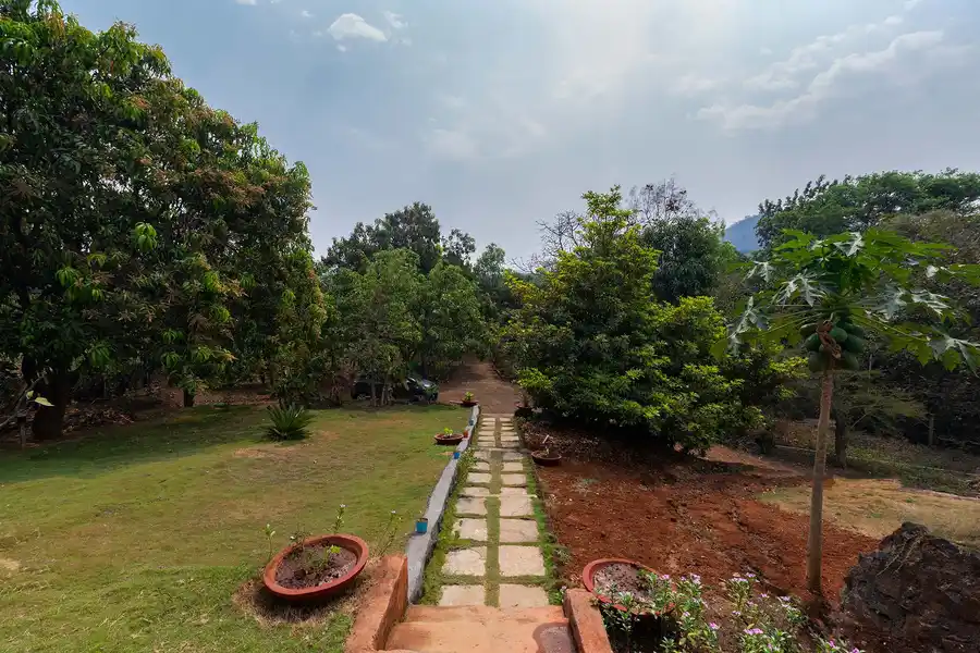 Aqua and Sage, Karjat