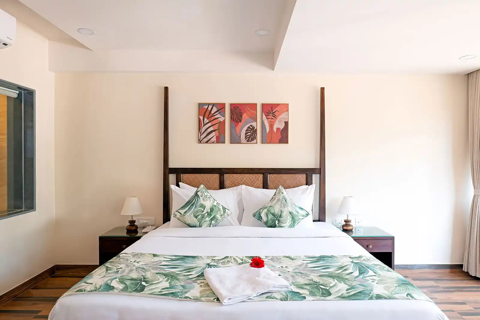 Aqua @ Sapphire Sands - Siolim, North Goa
