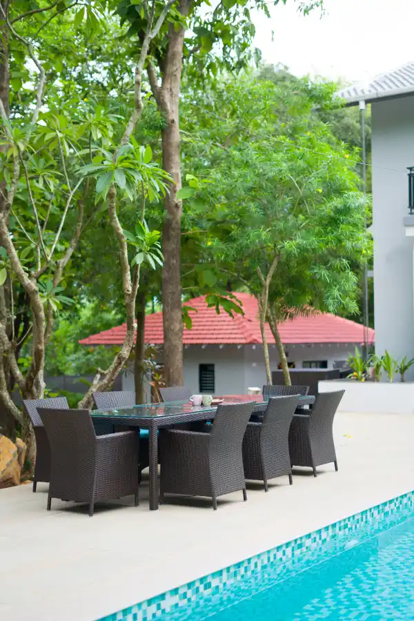 Arabella, Alibaug